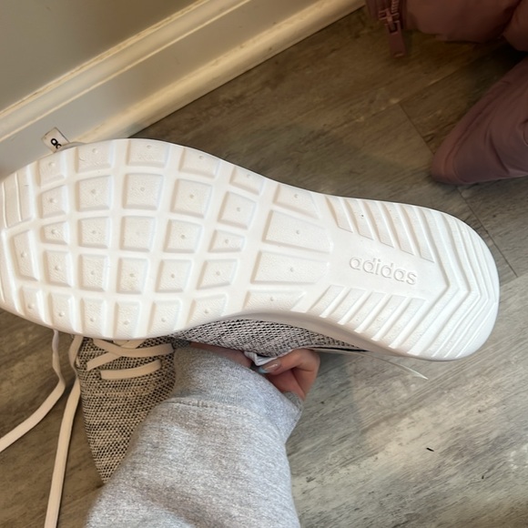 COPY - brand new adidas shoes - Picture 4 of 6